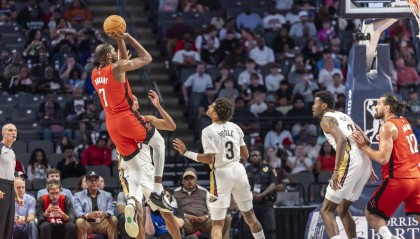 季前赛-杜兰特15分锡安13+4 火箭险胜鹈鹕