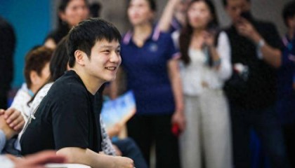 樊振东开启德甲“新冒险”，被问及是否会回归国乒，他这么说……