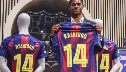 曼联夏窗大戏：若签下本杰明·塞斯科，还需完成三大关键交易