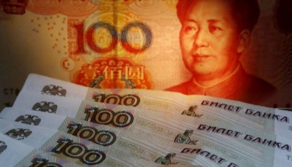 西方迫使俄罗斯暂停美元欧元交易!人民币在俄外汇交易中占比99.6%，5月占53.6%