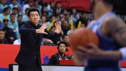 拒黑八！广厦将系列赛拖入抢五 青岛为年轻付出代价