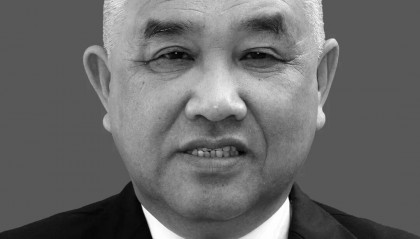 苏新添因病于昨日去世