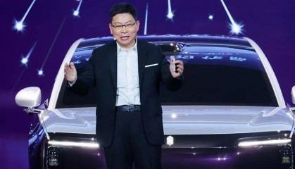 华为尊界爆出猛料，余承东：全面对标迈巴赫，而且更优秀