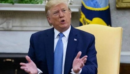 特朗普突然改主意了，想跟中方见一面，5个月后，美专机将起飞