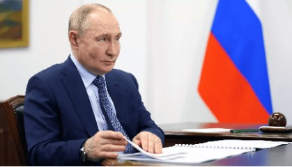 莫斯科交易所人民币汇率开始上涨；中国吉利博越全驱跨界车在俄罗斯起售