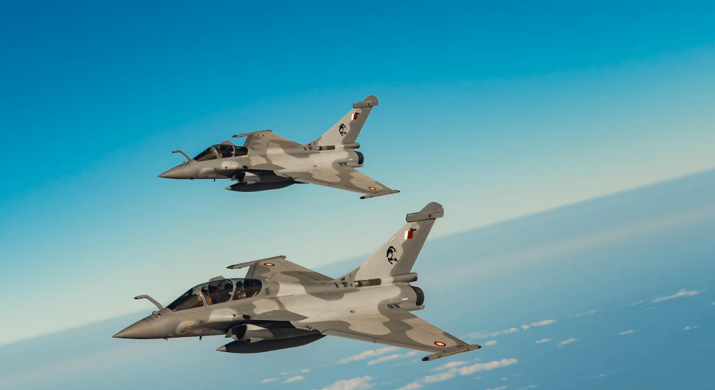 一个月炸六个国家,卡塔尔被以色列空军抽巴掌,12枚导弹精确斩首!