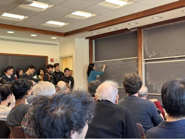 连传喜讯!34岁女数学家王虹,斩获两项大奖