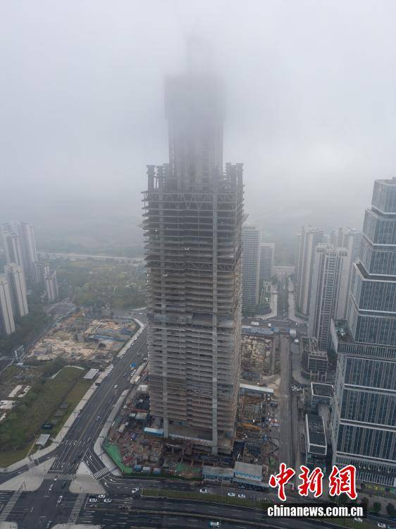 成都489米新地标建设高度已突破200米