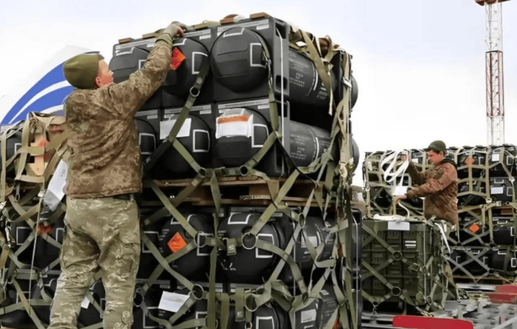 日本出现危险动向！三菱重工再次登场，二战以来首次向美国出口杀伤性武器